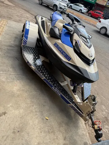 Jet ski sea doo wake pro 170 2025