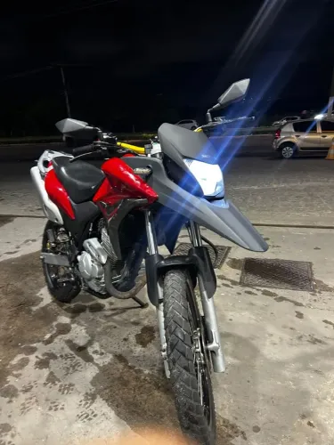 Xre 2010 nova só pega e roda