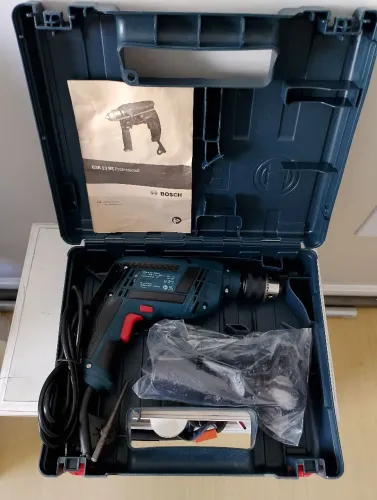 Furadeira impacto Bosch