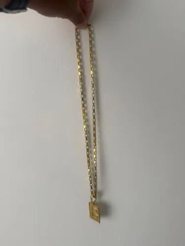 Corrente banhada a ouro