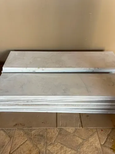 Borda de piscina atermica
