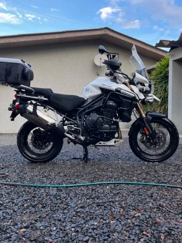 TRIUMPH TIGER 1200 EXPLORER XC