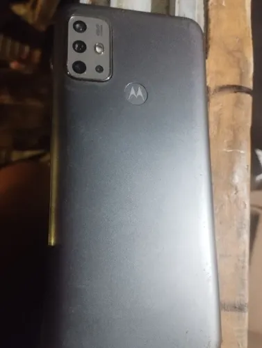 Celular moto G20