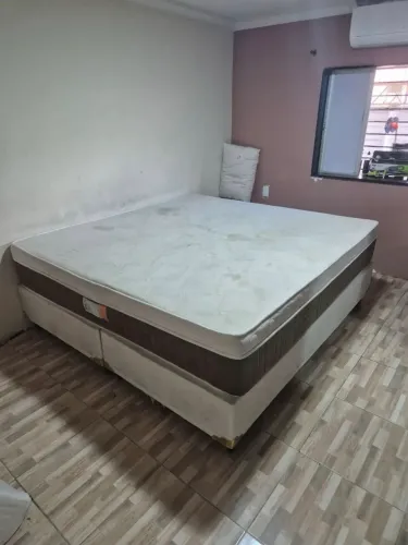 Cama King Size + Base de Madeira + Colchão Eurosono