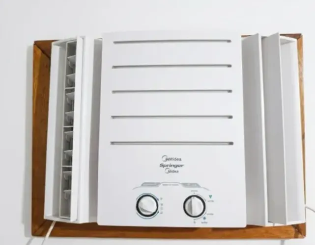 Ar condicionado springer 7mil btu 1 ano de uso
