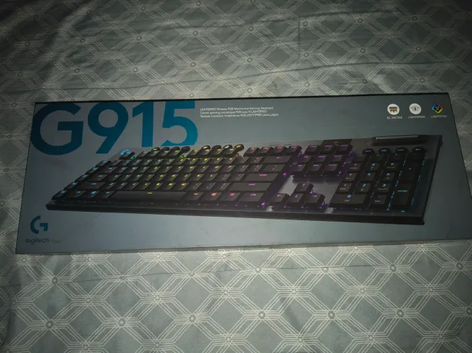 Teclado Logitech 915 wireless tactile 