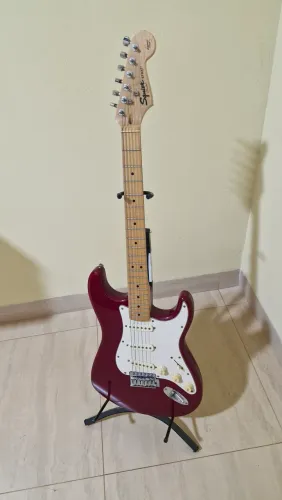Guitarra Squier Califórnia