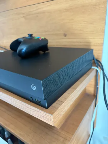 Xbox One X