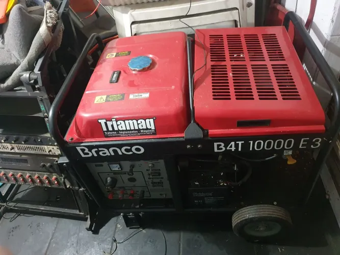 Gerador de energia B4T 10000 E3