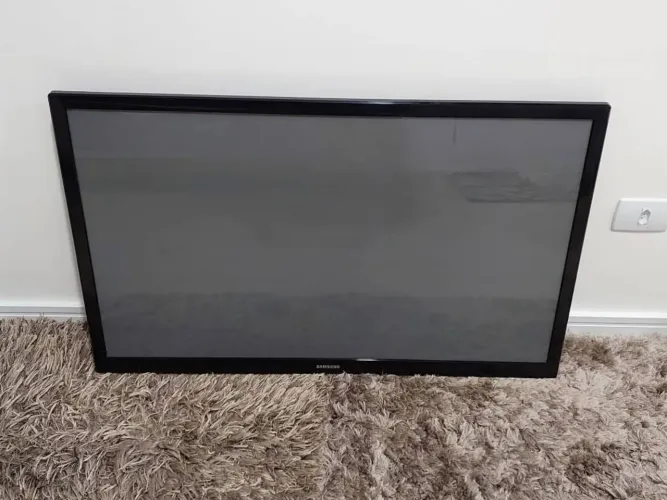 TV Plasma Samsung 43" - Para conserto ou peças