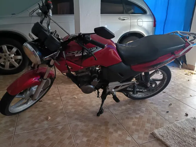 CBX 200 Strada, Doc OK, motor top