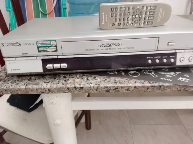Video cassete Panasonic Super Drive 5 cabeças