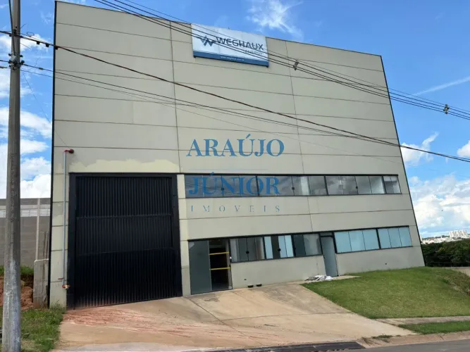 Galpão Industrial em Condomínio para Locação em Condominio Fechado: CINTEC 2 Salas, 2 Banh