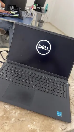 Notbook Dell - Pentium Gold 