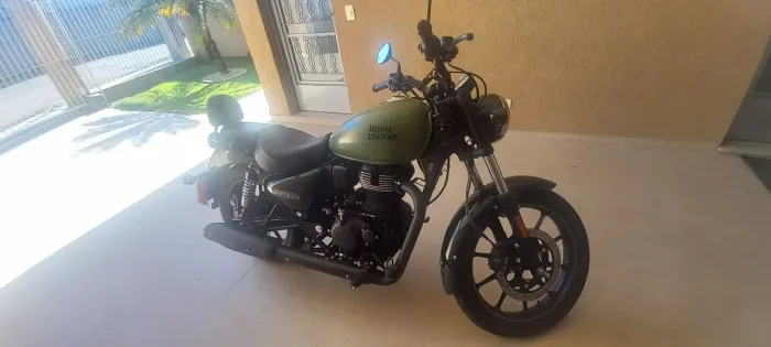 Royal Enfield Meteor 350 2025 | Verde Militar