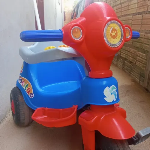 Vende -se carrinho de bebê 