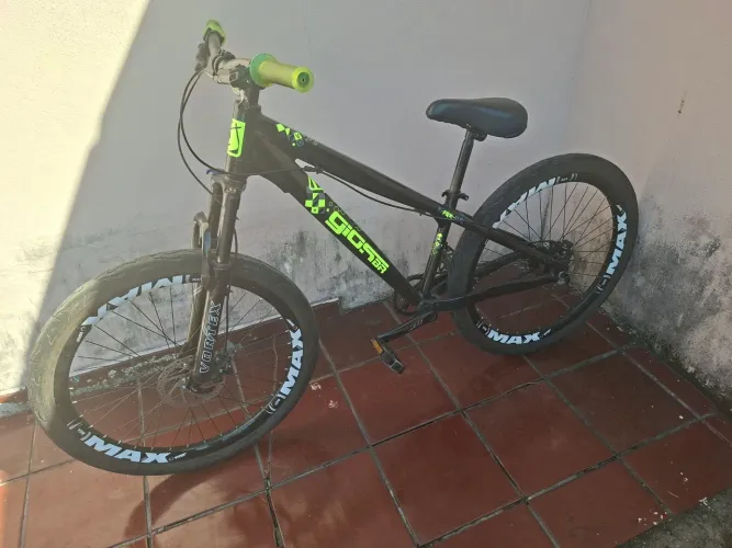 Bicicleta Gios 4 Trix Aro 26 - 21v Freio a Disco