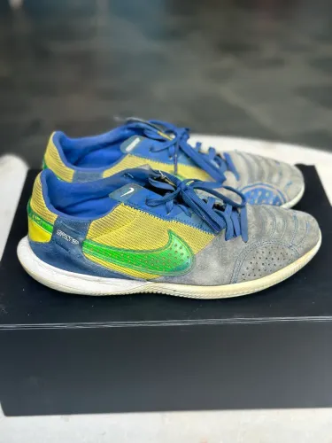 Chuteira Nike StreetGato - Futsal