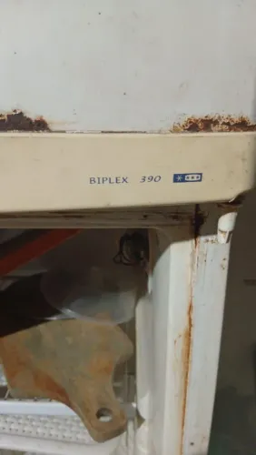 Geladeira Consul biplex 390 Cr$300,00