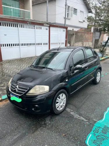 Citroen C3 GLX 1.4/ GLX Sonora 1.4 Flex 8V 5P 2011