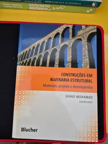 Livro de engenharia - Construções em alvenaria estrutural