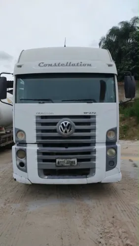 Caminhão Constellation 2008
