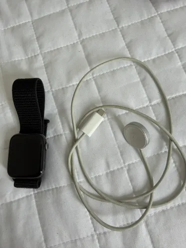 Apple Watch SE 44mm