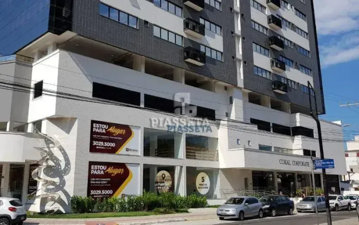 Oportunidade para investidor que busca renda! Laje comercial alugada 6 salas 204m² privati