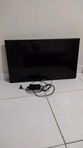 Vendo tv Samsung 35 polegadas 