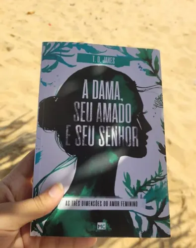 Livro cristão à venda