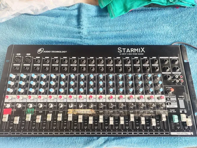 Mesa de som STARMIX 16 CANAIS