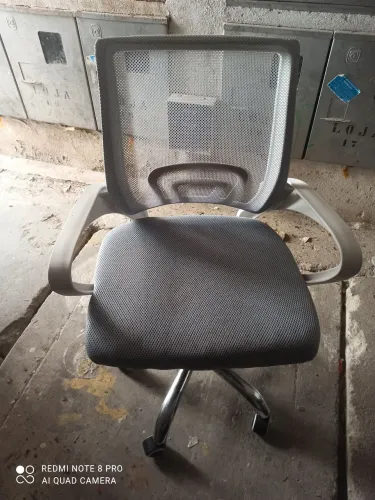 Cadeira escritório secretaria.