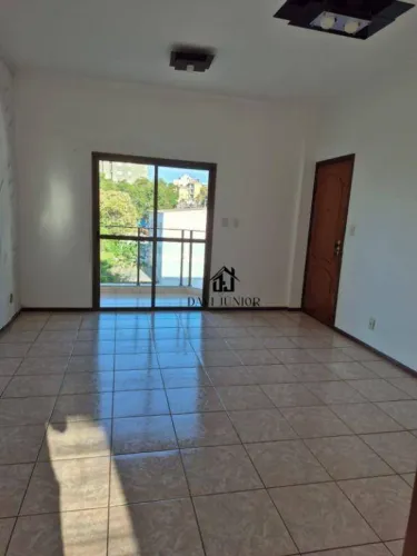 Apartamento com 3 dormitórios sendo 1 suíte para alugar, 107 m² por R$ 3.004/mês - Parque