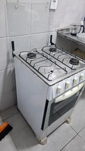 Fogão Atlas pouco usado
