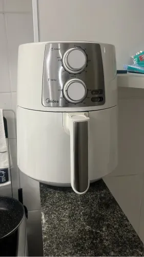     Combo de móveis e eletrodomésticos - Mesa, sofá, micro-ondas e mais