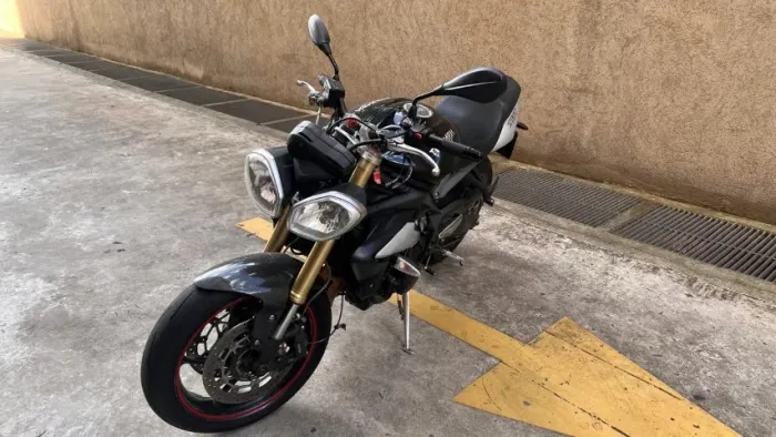 Triumph Street  Triple 675 ABS - documento ok - projeto para mecanico / Desmanche 