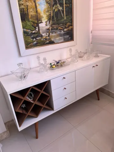 Buffet branco com adega embutida 1,60 x 0,80