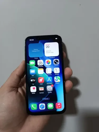 iPhone 13 - 128GB