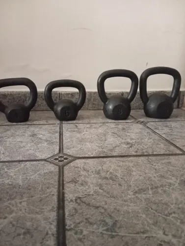 Kettlebell- 4kg, 6kg, 8kg, 10kg