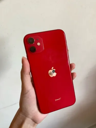 iphone 11 128gb vai com capinha e carregador