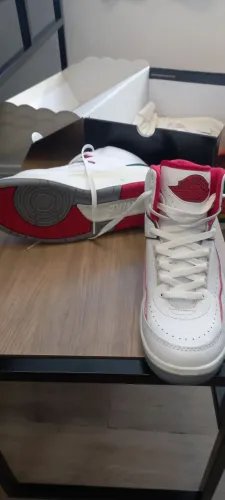 Tênis Nike Air Jordan 2