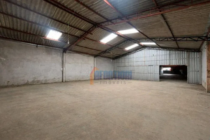 Barracão à venda, 540 m² por R$ 5.500.000,00 - Rebouças - Curitiba/PR