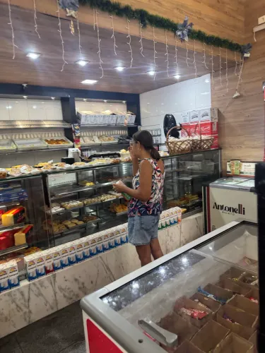 Padaria litoral mov 600 mil !! 40 anos no local !!