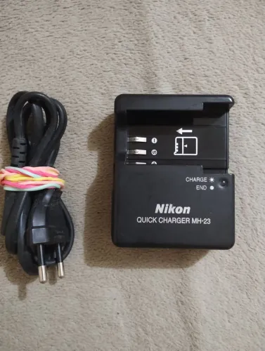 Carregador Nikon MH-23