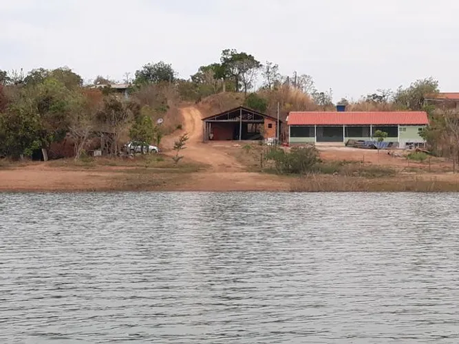 Lote p/ pescaria no Lago da barragem do Paranã GO