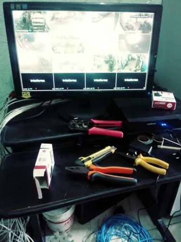 4 Cameras +Instalação