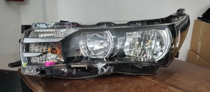 Farol corolla 2015 2015 016 2017 
