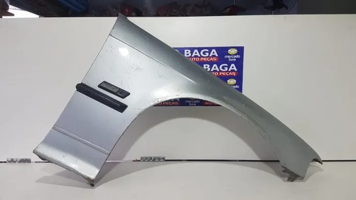 Paralama Bmw 320i 325i 1999 2000 2001 Lado Direito Original BG938