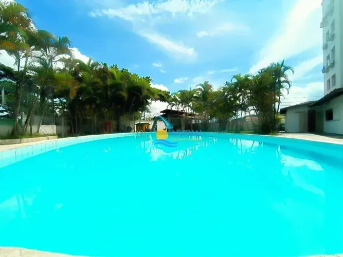 Apartamento próximo à praia com lazer Astúrias Guarujá