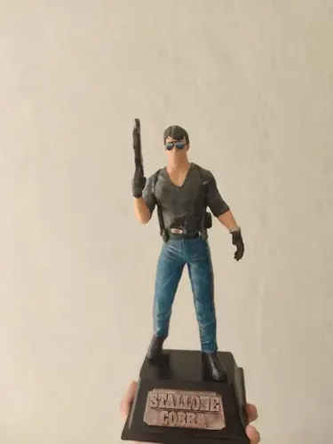 Boneco Cobra Stallone Miniatura 3D